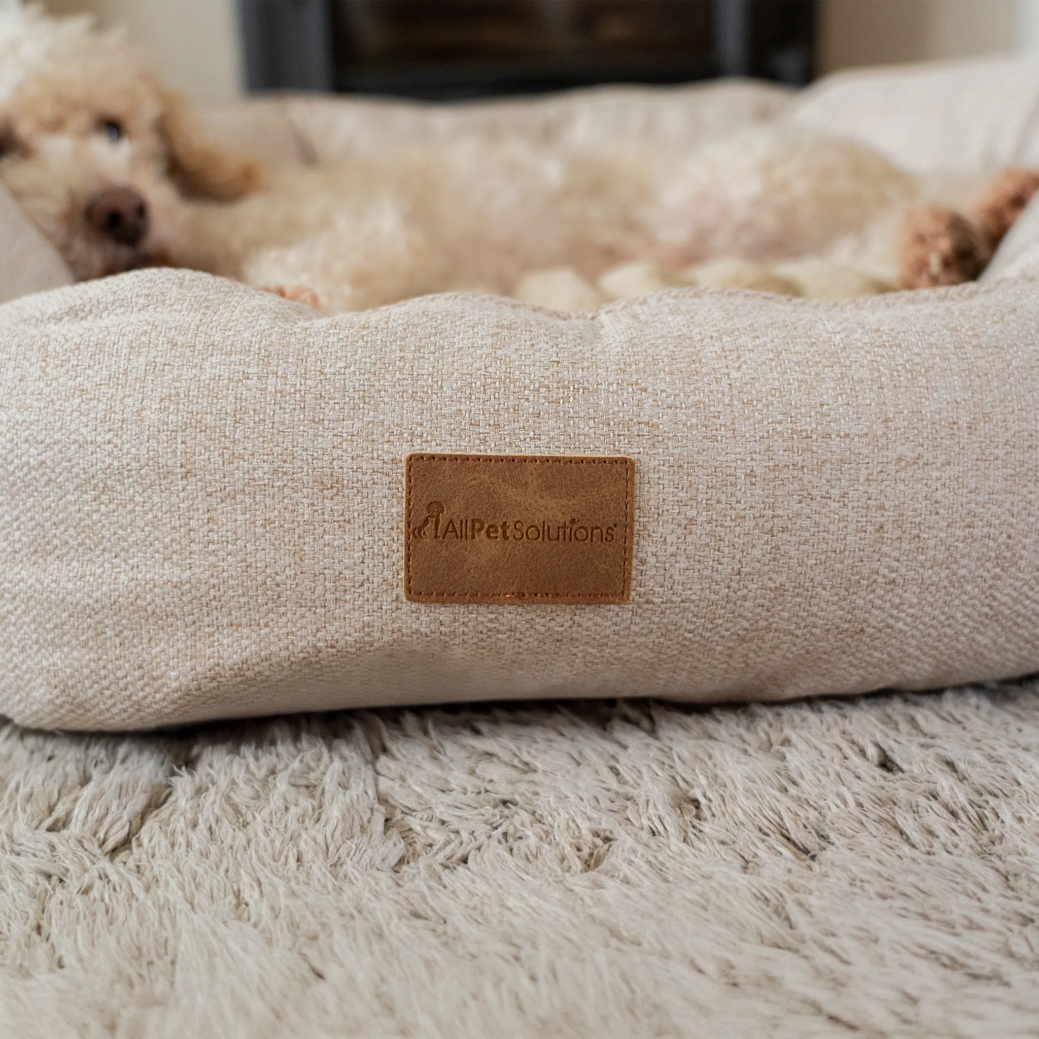 AllPetSolutions Alfie Premium  Luxury Dog Bed - Ivory Cream - S/M/XL