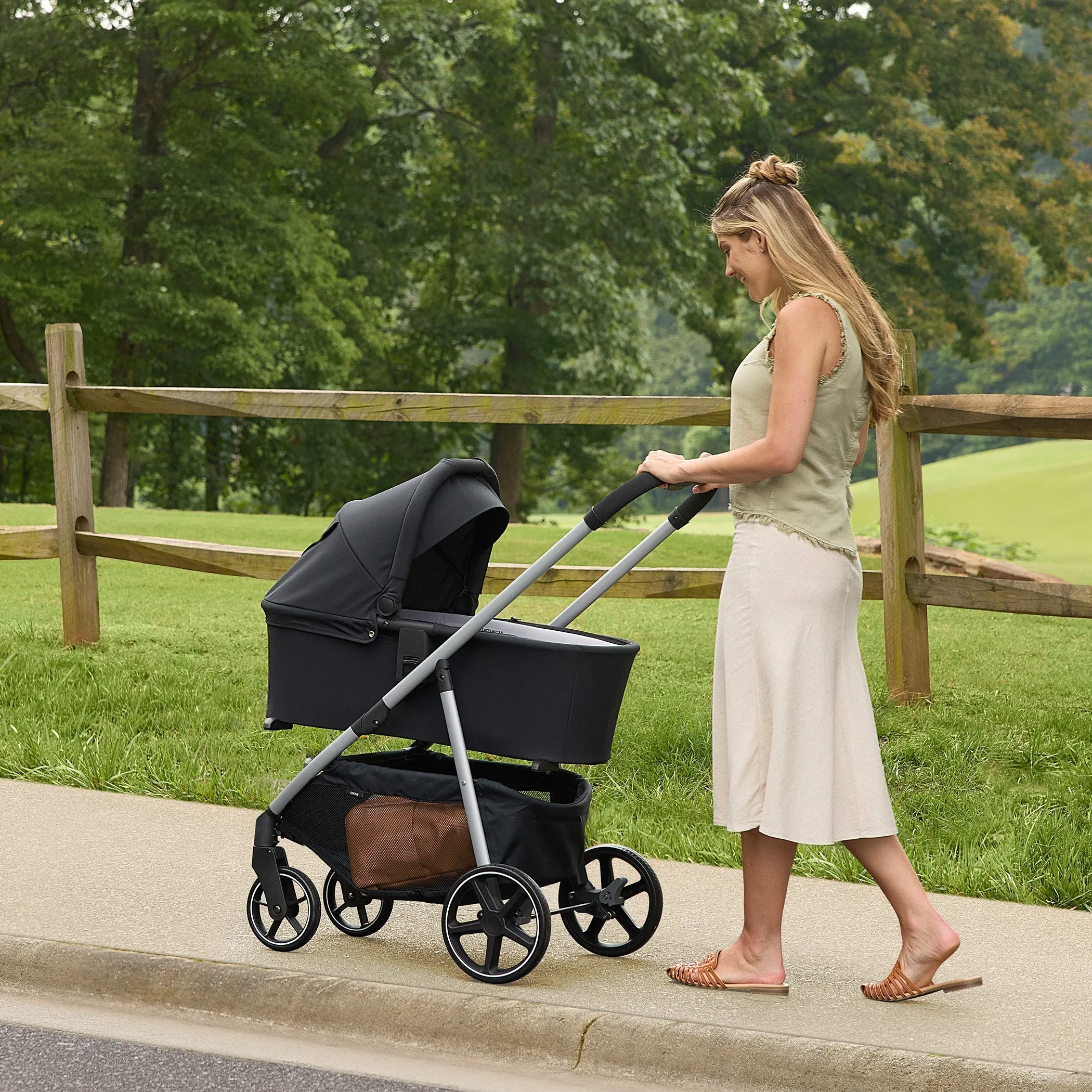 Britax | Zinnia Bassinet for Brook, Brook  and Grove Strollers