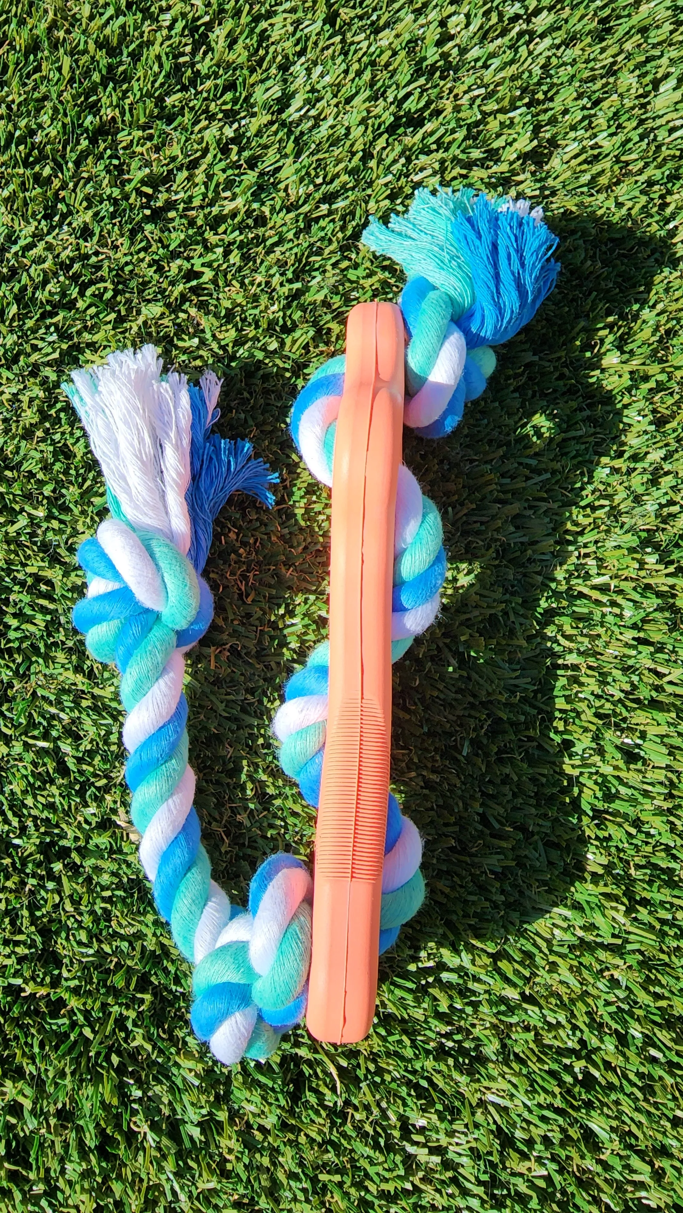 Rubber Bone with Tug Rope | PetPals®