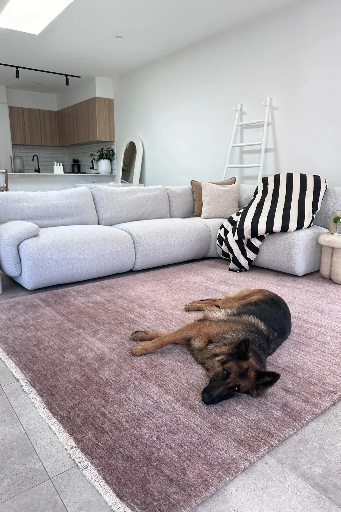 Sample of Bhakti Abrash Wool Blend Rug in Mauve