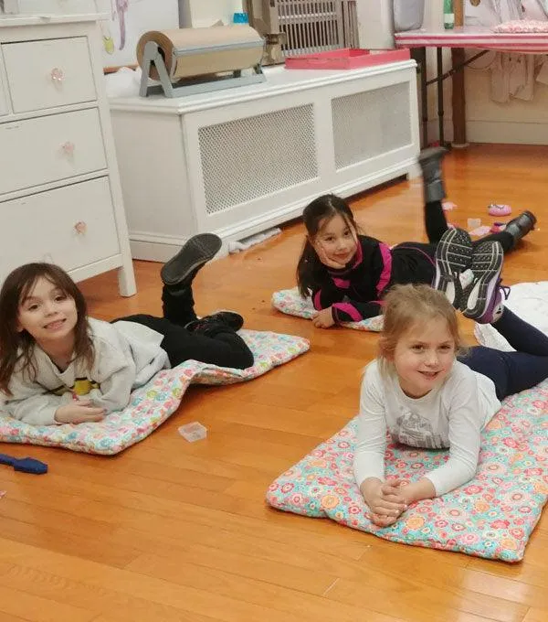 Sew & Donate a Pet Blanket for the Animal Care Centers of NYC