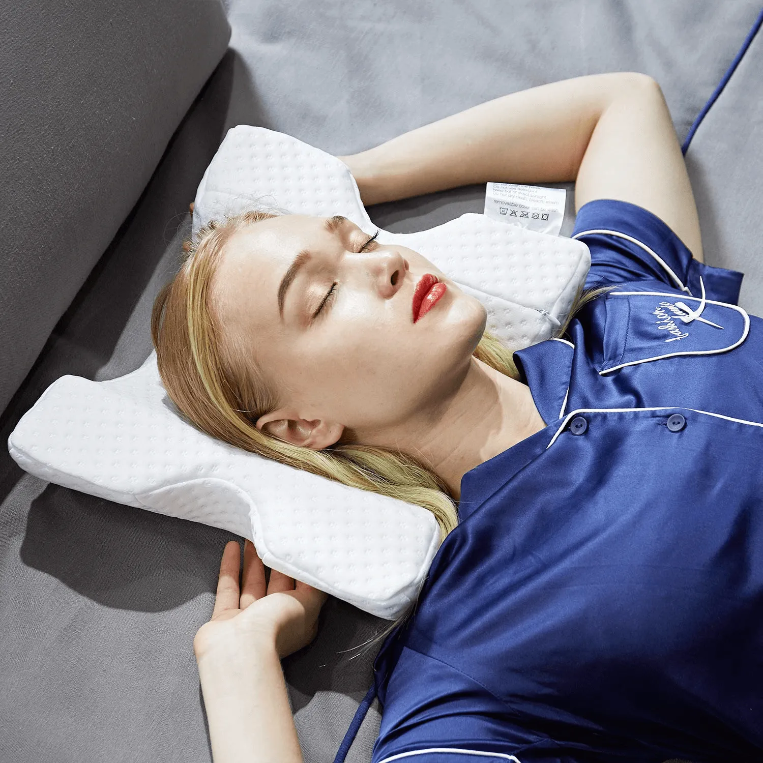 Slow Rebound Pressure Pillow | 6 In 1 Memory Pillow