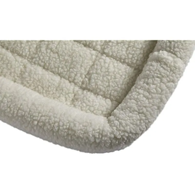 Ultra soft Synthetic Fur Bed For Dogs And Cat